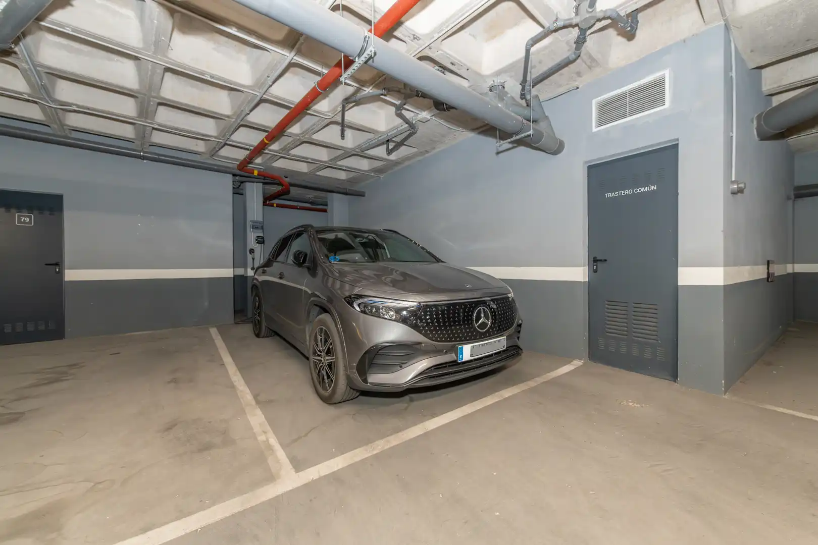 Parking of Flat for sale in Tres Cantos  with Air Conditioner, Heating and Terrace