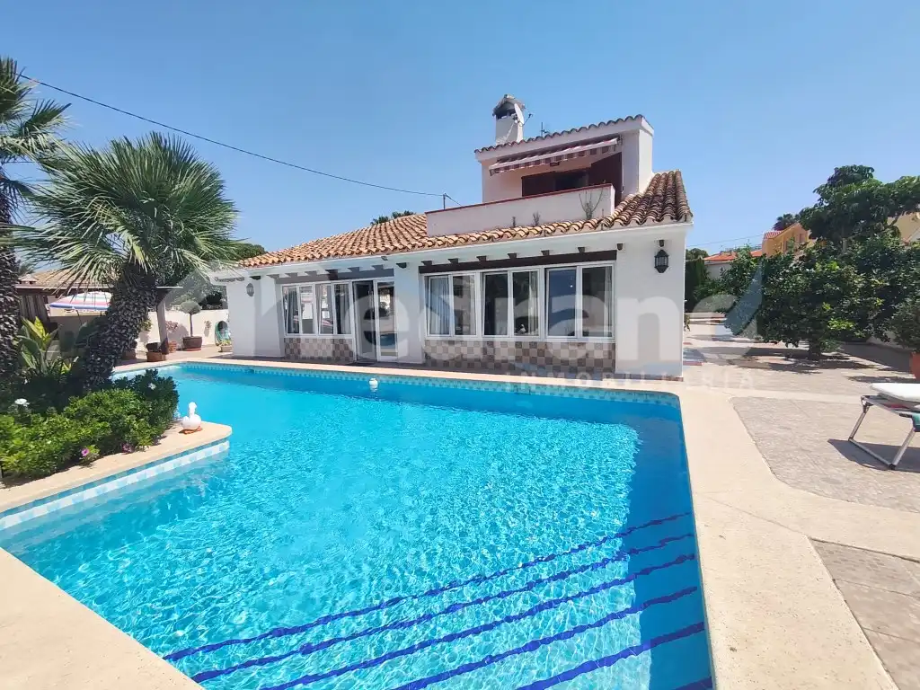 Villa mit Terrasse zum Verkauf in Rincón de Loix