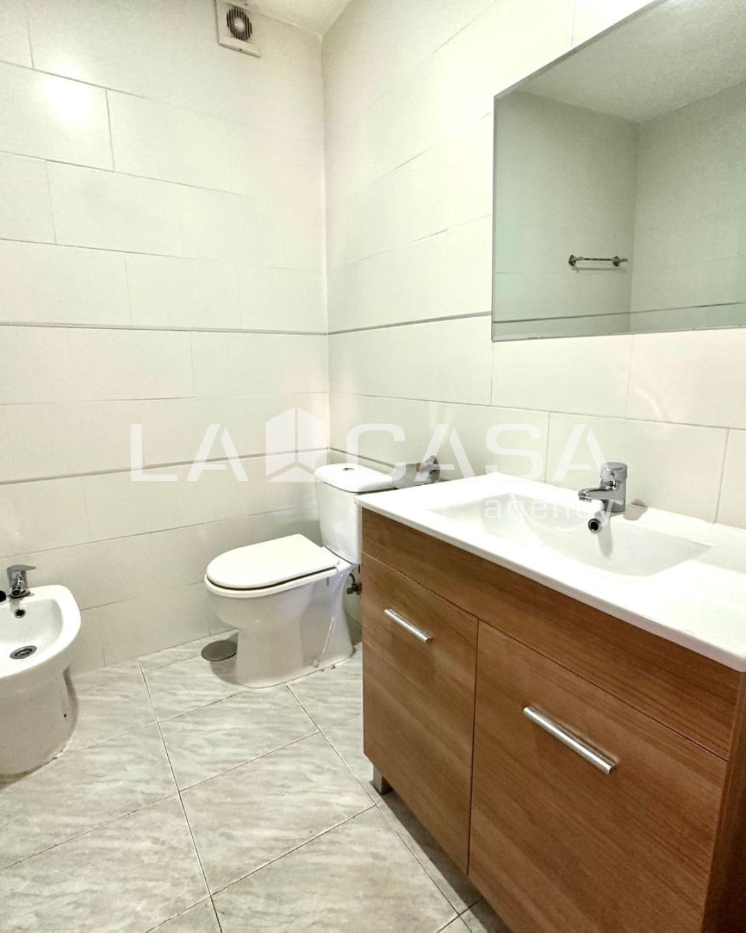 Bathroom of Flat for sale in  Sevilla Capital  with Terrace