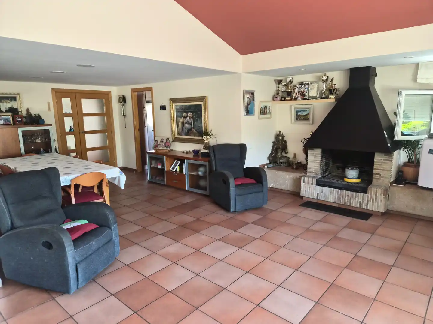 Sala d'estar de Casa o xalet en venda en Rubí amb Aire condicionat, Calefacció i Jardí privat