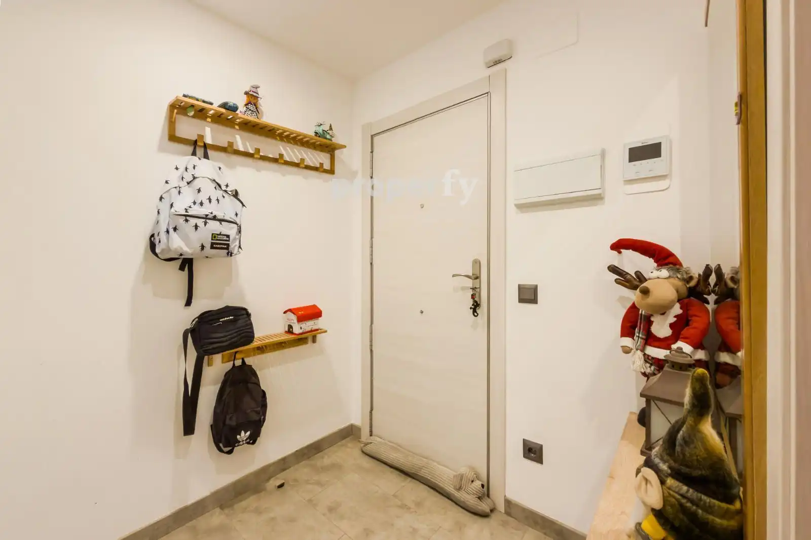 Piso en venta en Provença, El Camp de l'Arpa del Clot