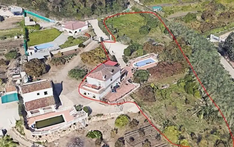 Finca rústica en venda en Estepona amb Jardí privat, Terrassa i Traster
