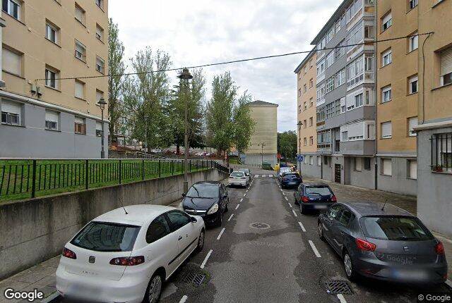 Piso en Venta en CL JUAN DE LA COSA en Villalegre - La Luz