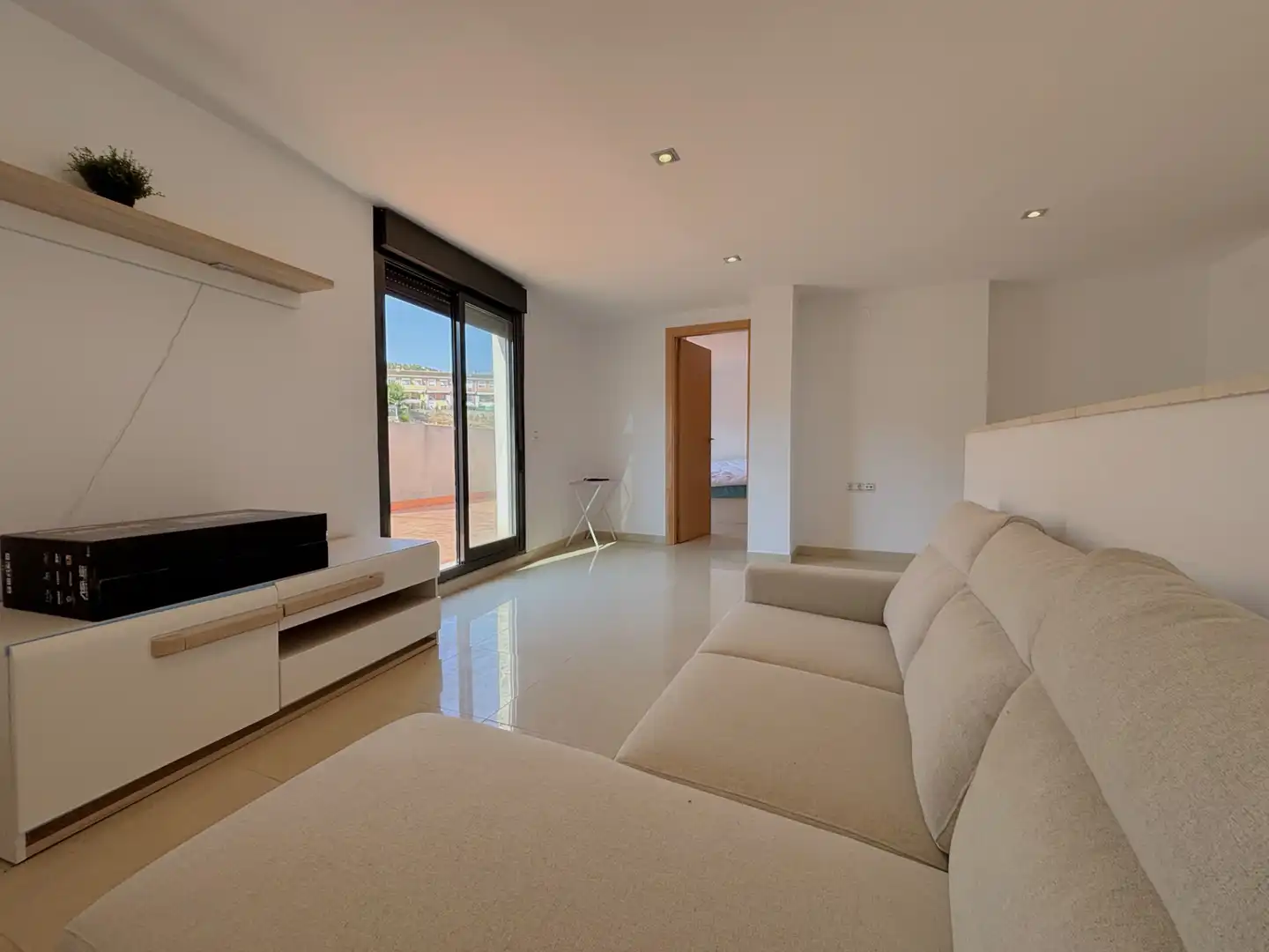 Sala de estar de Dúplex en venta en Borriol con Aire acondicionado, Terraza y Trastero