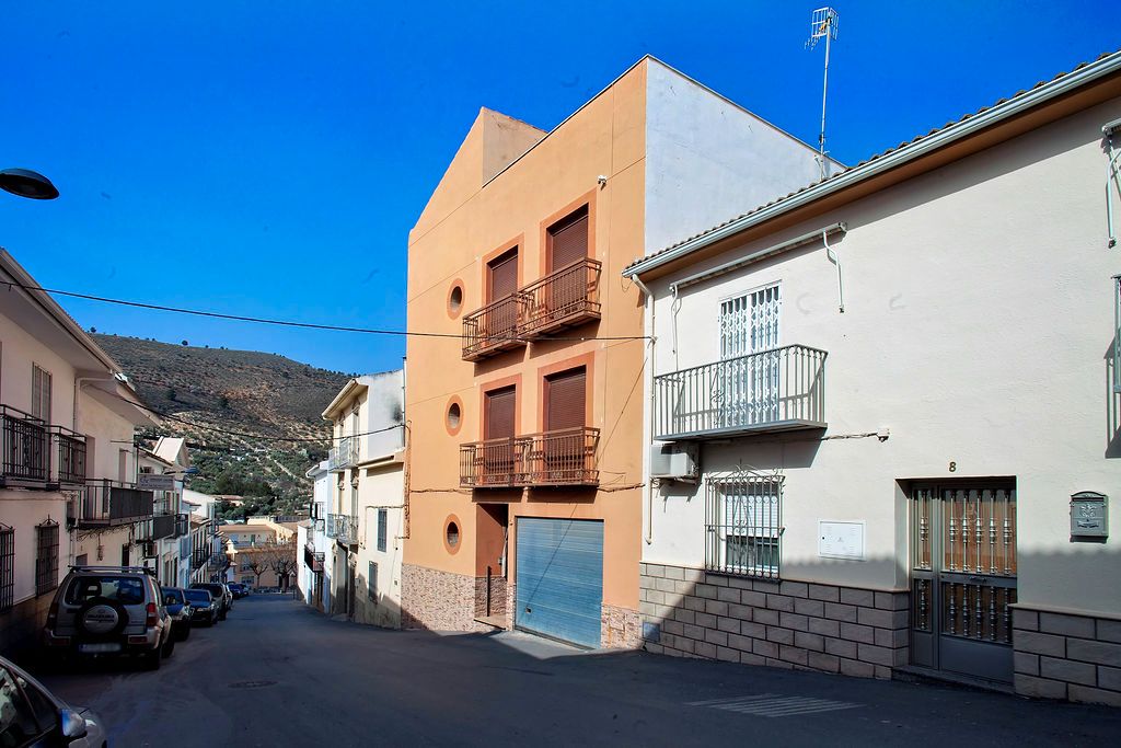 Exterior view of House or chalet for sale in La Guardia de Jaén