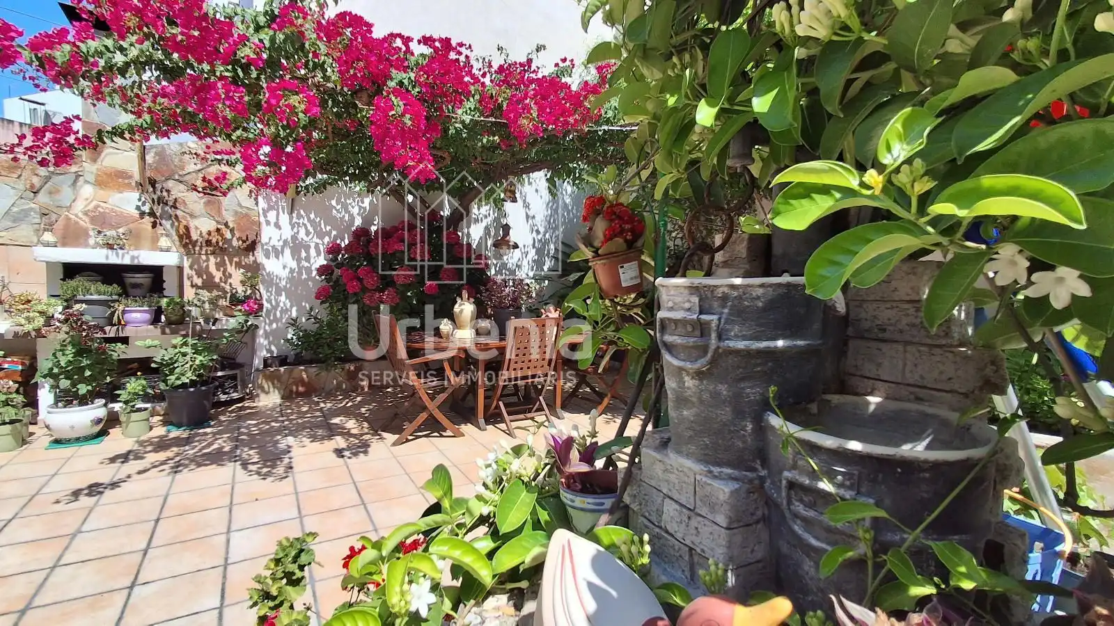 Jardí de Casa o xalet en venda en Mataró amb Aire condicionat, Calefacció i Terrassa