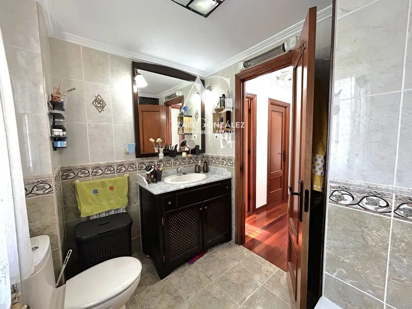Badezimmer von Wohnung zum Verkauf in Población de Campos mit Heizung und Möbliert