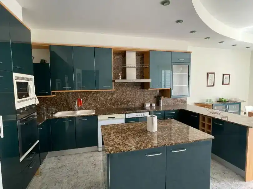 Cuina de Casa adosada en venda en Gandesa amb Aire condicionat, Jardí privat i Traster