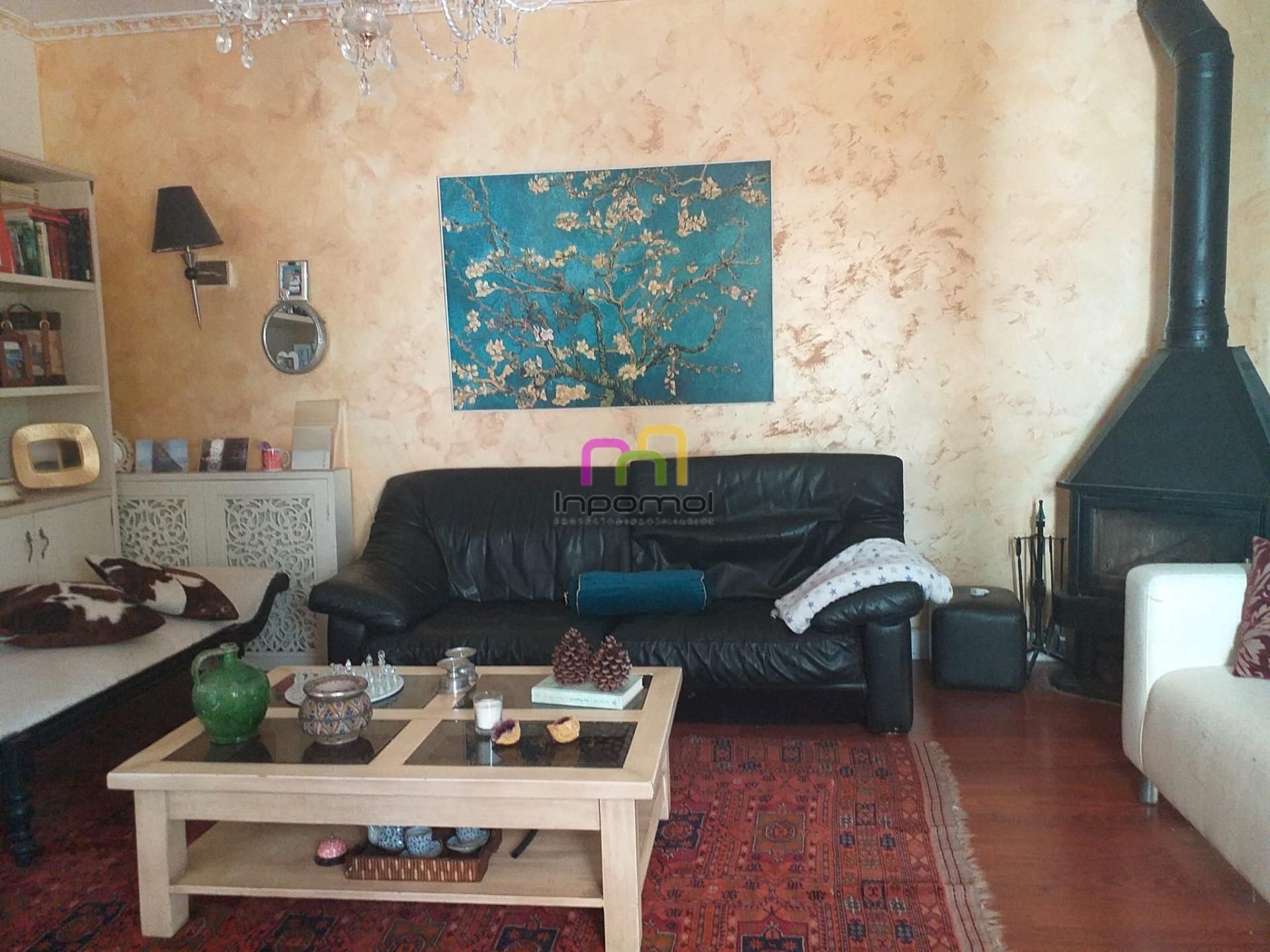 Living room of Single-family semi-detached for sale in Badajoz Capital  with Air Conditioner, Heating and Private garden