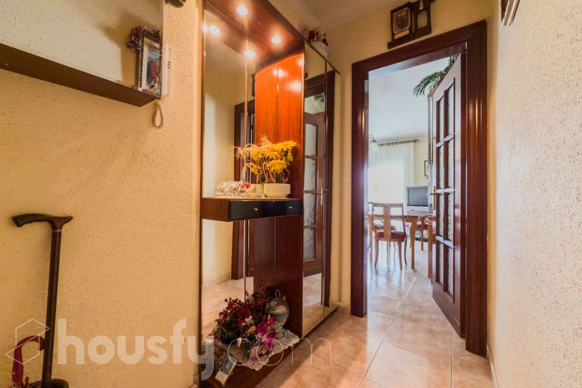 Flat for sale in  Barcelona Capital  with Air Conditioner, Heating and Balcony