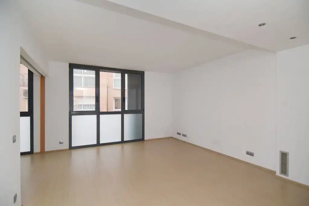 Living room of Flat for sale in Sant Pere de Ribes  with Air Conditioner, Heating and Parquet flooring