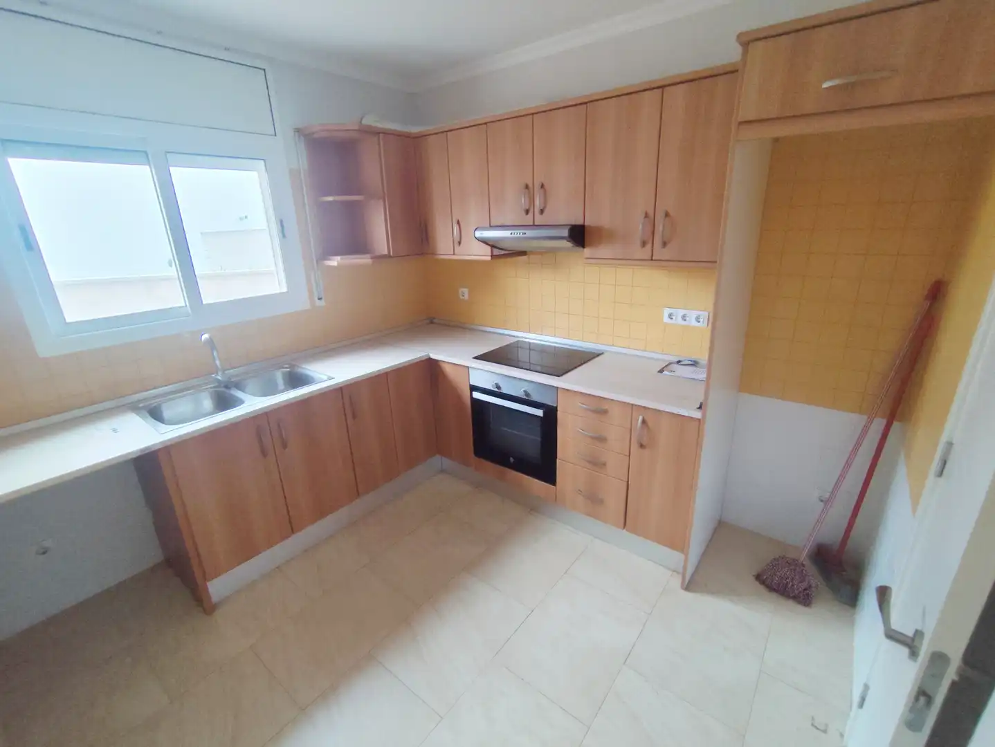 Cocina de Casa o chalet en venta en Piera con Calefacción, Jardín privado y Terraza