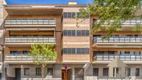 Exterior view of Flat for sale in Cerdanyola del Vallès  with Air Conditioner, Terrace and Balcony