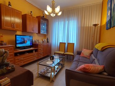 Flat with lift for sale in Logroño - Portales