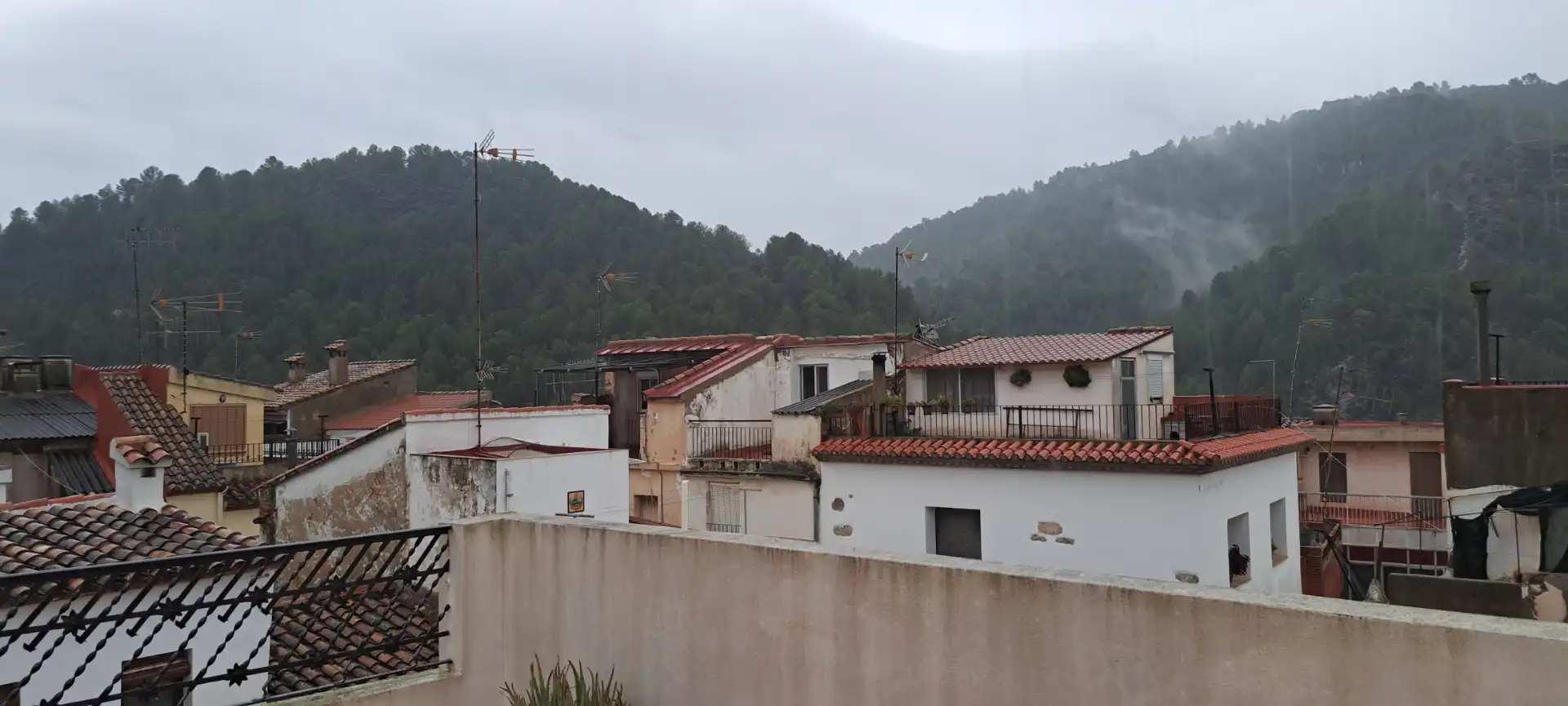 Exterior view of Houses for sale in Sueras / Suera  with Terrace, Furnished and Oven