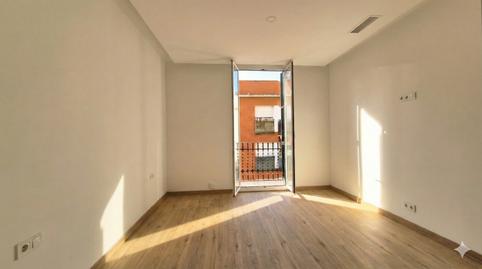 Foto 3 de Pis en venda a Carrer de la Muntanya, El Camp de l'Arpa del Clot,  Barcelona Capital