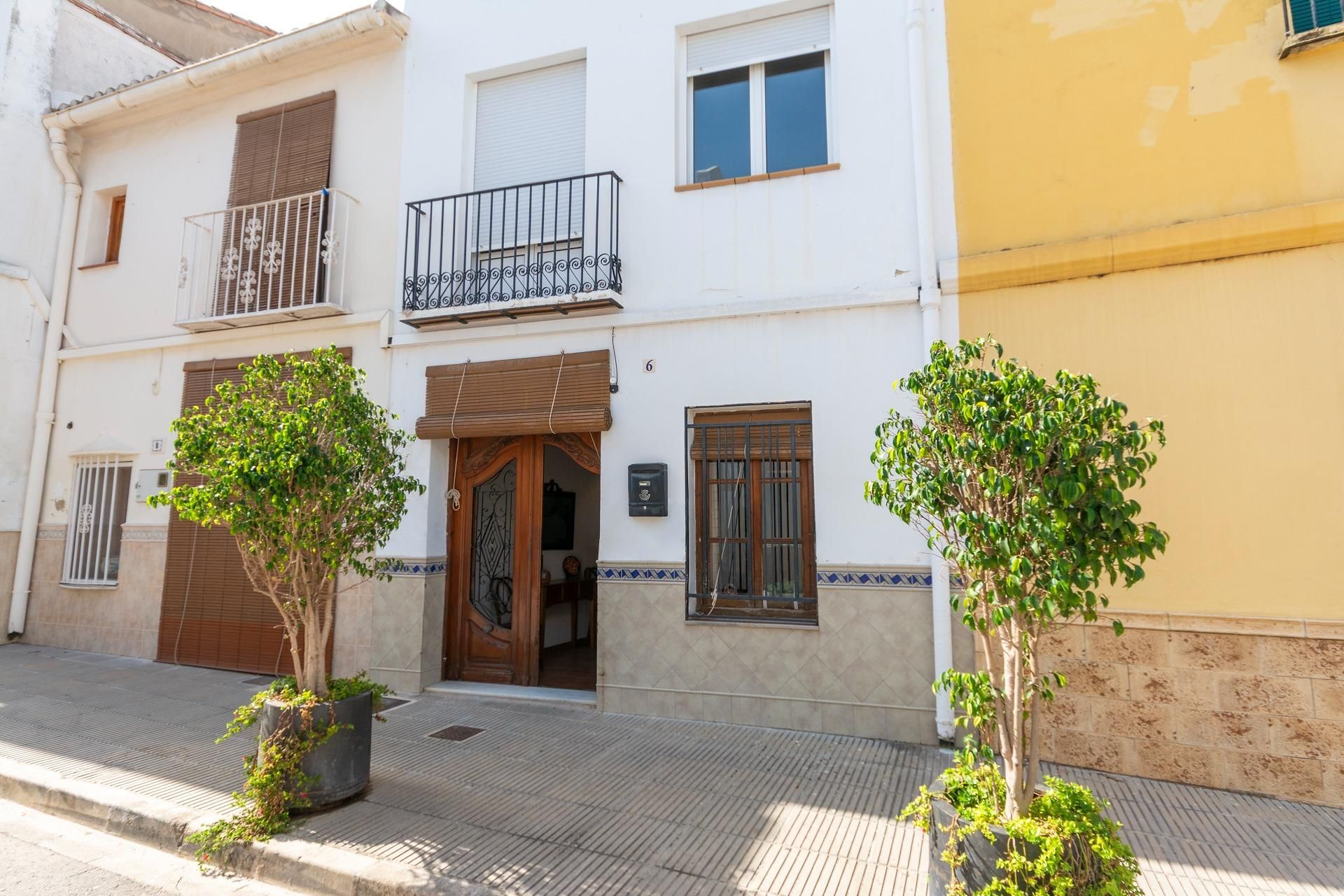 Vista exterior de Casa o xalet en venda en Potries amb Calefacció i Terrassa