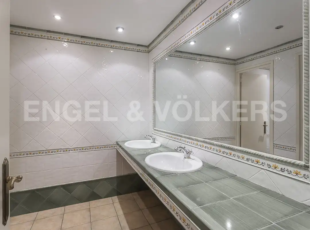 Badezimmer von Gebäude zum Verkauf in Puigdàlber