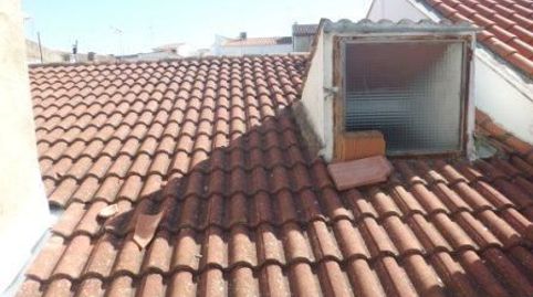 Casa de obra nueva necesita muy leve reforma para terminarla aproximadamente unos 6000 €. Esta compuesta por 3 dormitorios, 1 salo, imatge 4