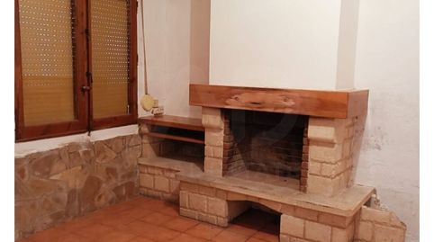 Photo 3 of Houses for sale in Calle de Don Juan Carlos I, 9, La Muela, Zaragoza