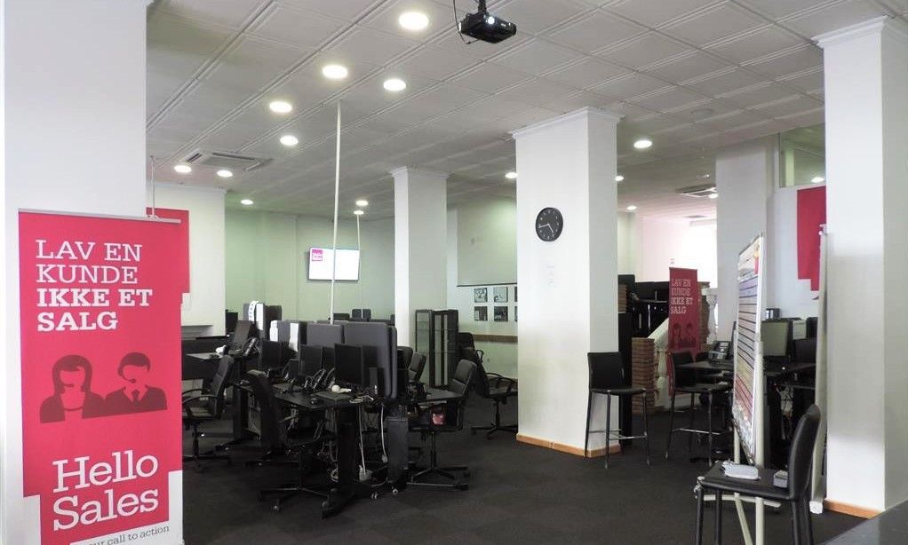 Premises for sale in Fuengirola  with Air Conditioner