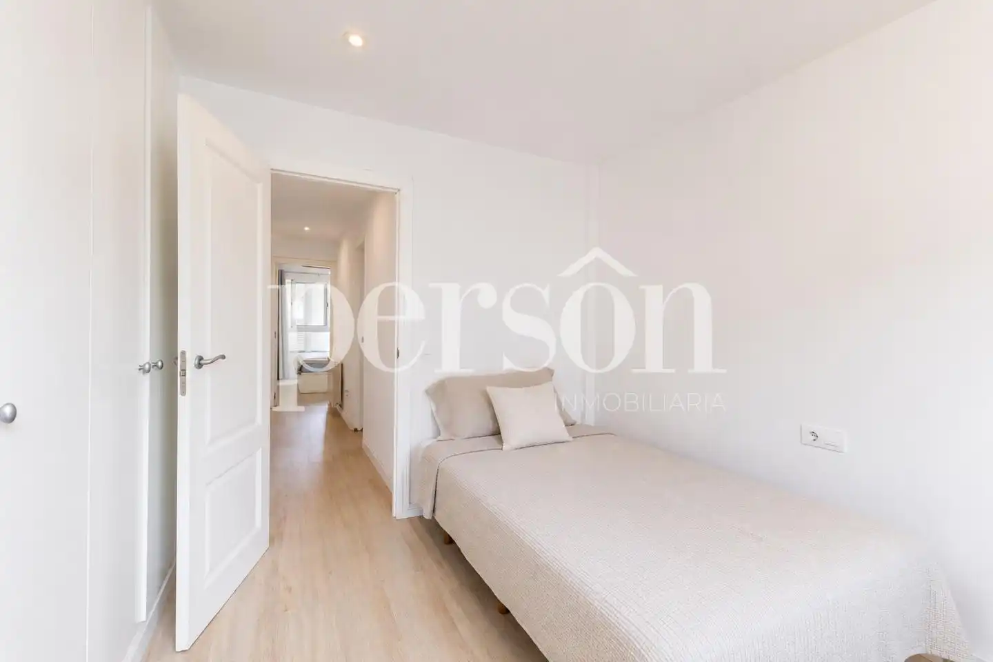 Bedroom of Houses for sale in Silla  with Air Conditioner and Terrace