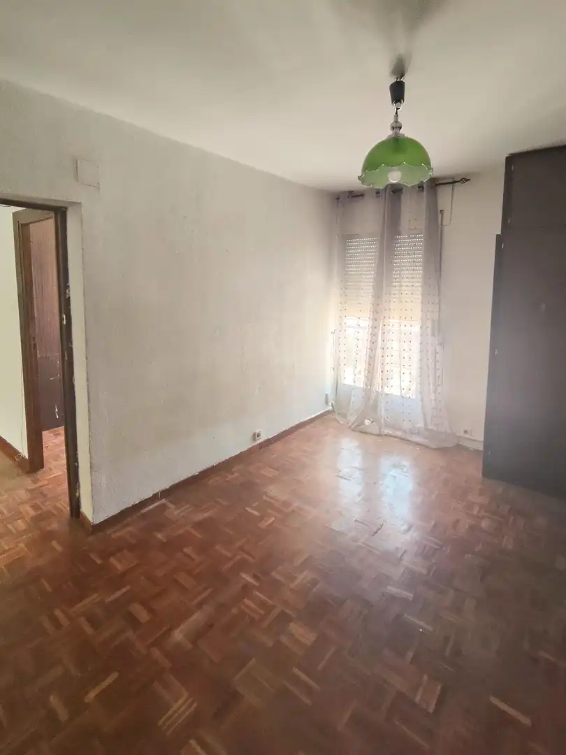 Habitación de Piso en venta en Madrid con Calefacción y Parquet