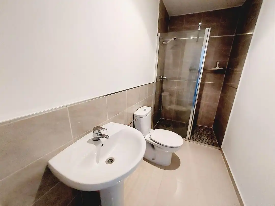 Bathroom of Flat for sale in Esquivias  with Air Conditioner, Heating and Terrace