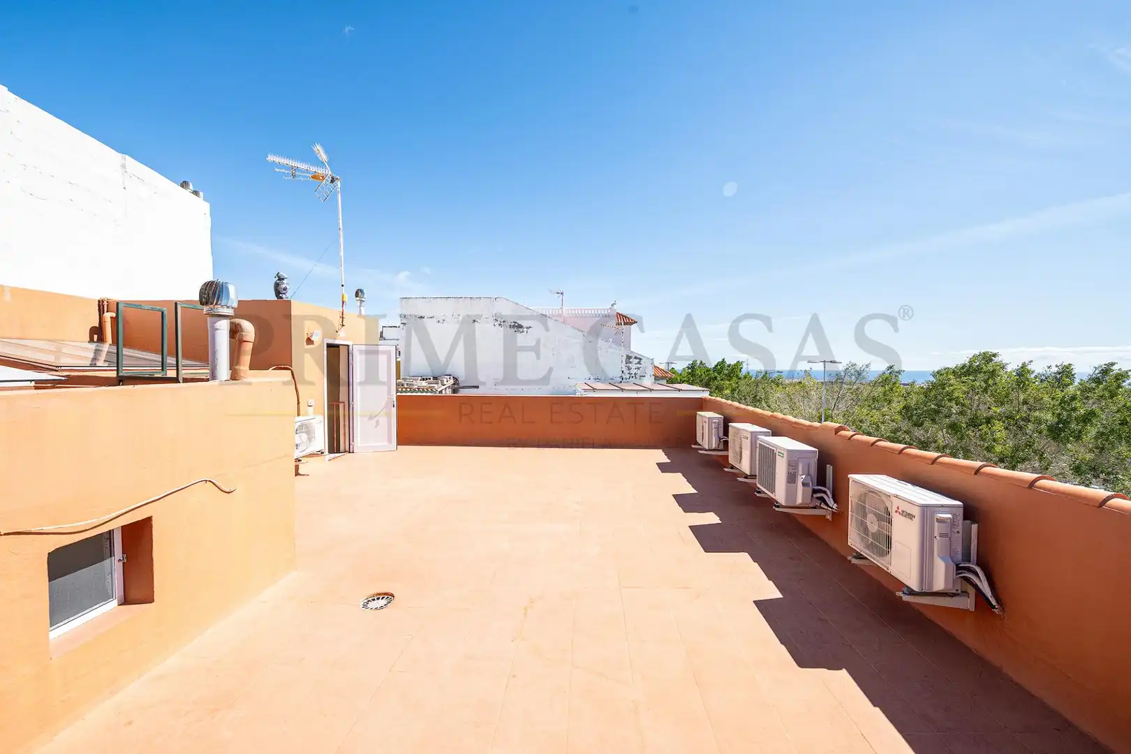 Terrassa de Casa adosada en venda en Santa Lucía de Tirajana amb Aire condicionat, Terrassa i Moblat