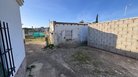 SE VENDE FINCA RUSTICA CON VARIAS CONSTRUCCIONES EN LA MARROQUINA, immagine 3