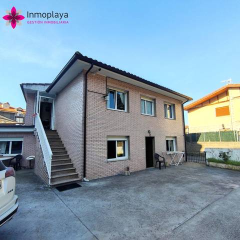 Casa-chalet en Venta en Helgueras