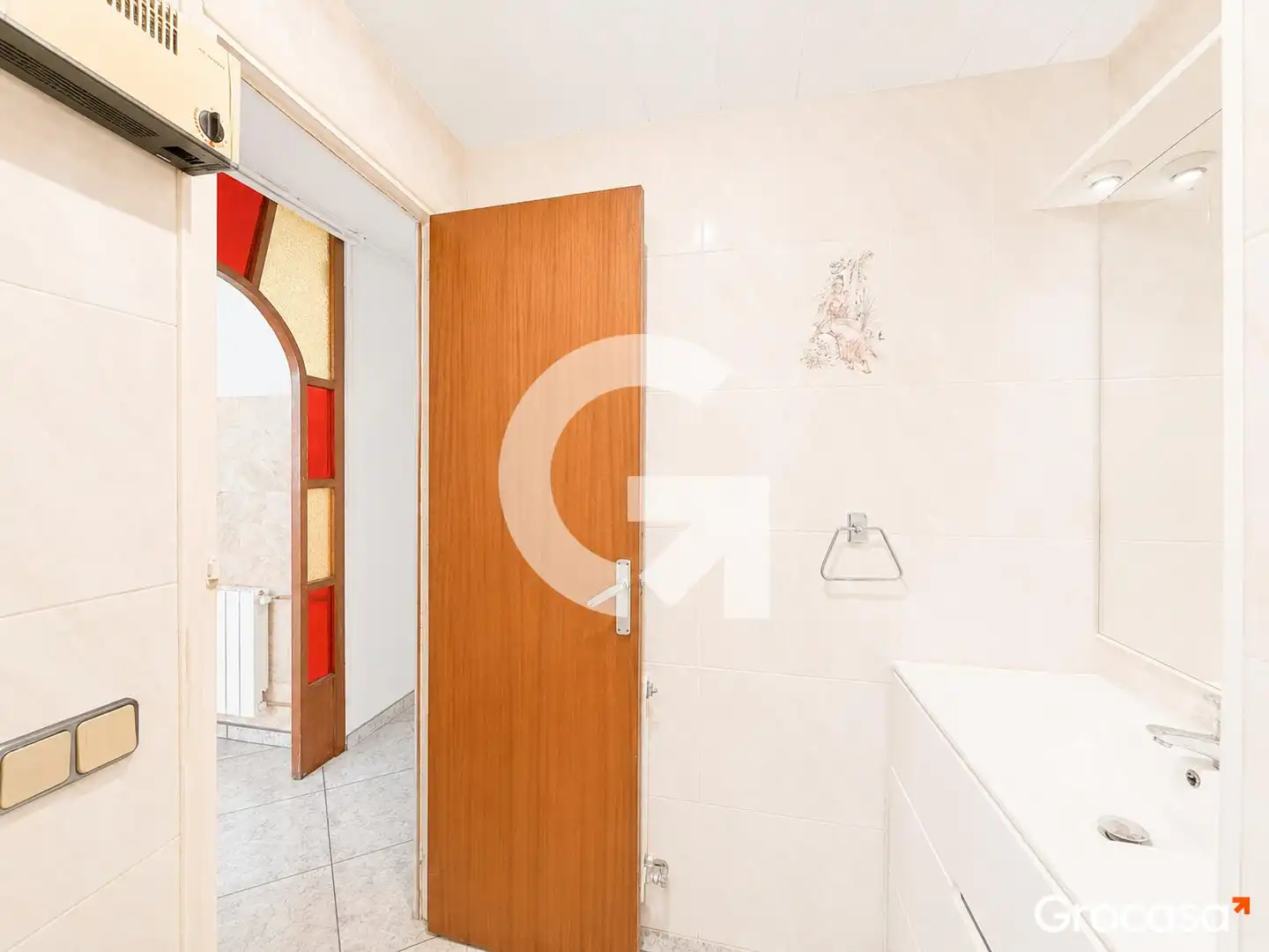 Baño de Piso en venta en Barcelona con Calefacción, Terraza y Trastero