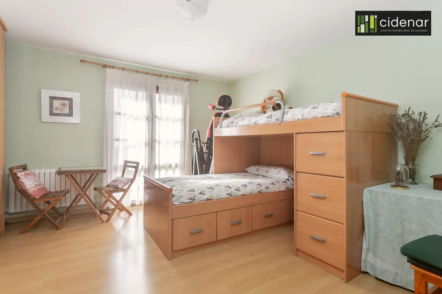 Habitación de Casa adosada en venta en Valle de Yerri / Deierri con Calefacción, Jardín privado y Parquet
