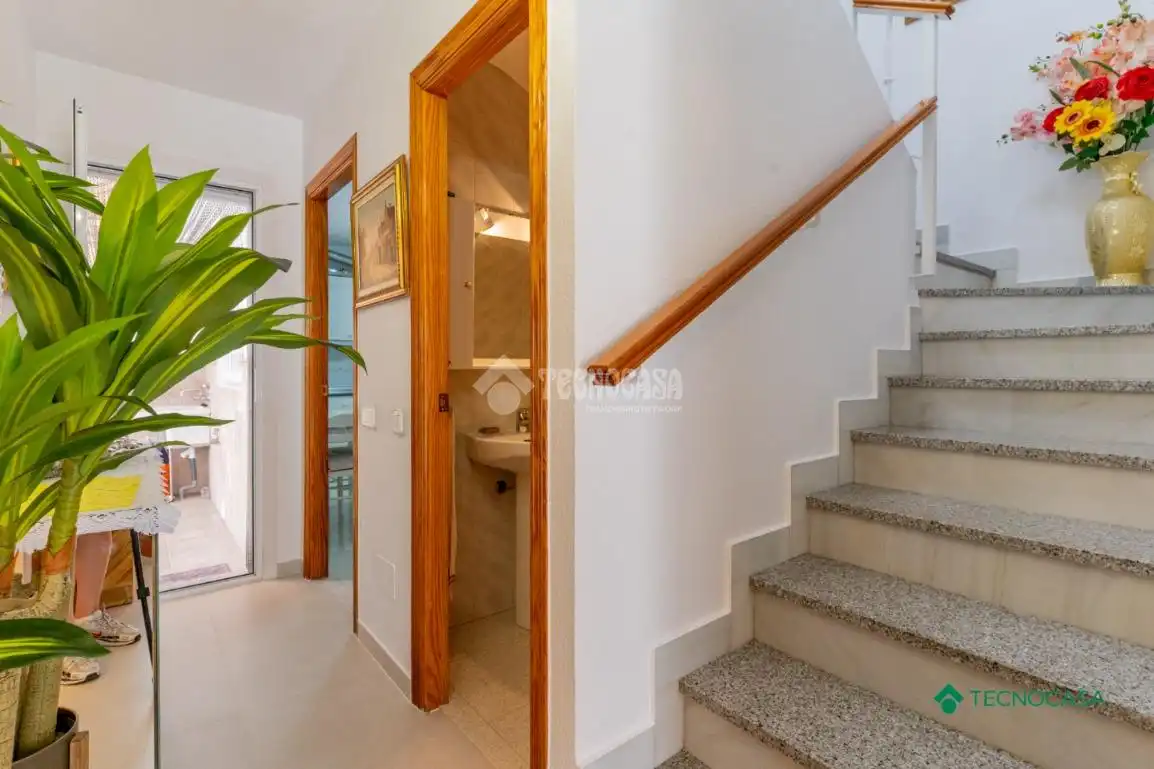 Piso en venta en Roquetas de Mar con Aire acondicionado, Terraza y Balcón