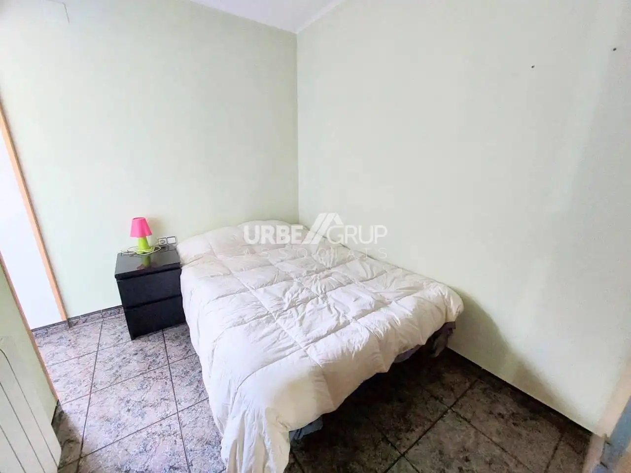 Habitación de Casa adosada en venta en Collbató con Calefacción y Jardín privado