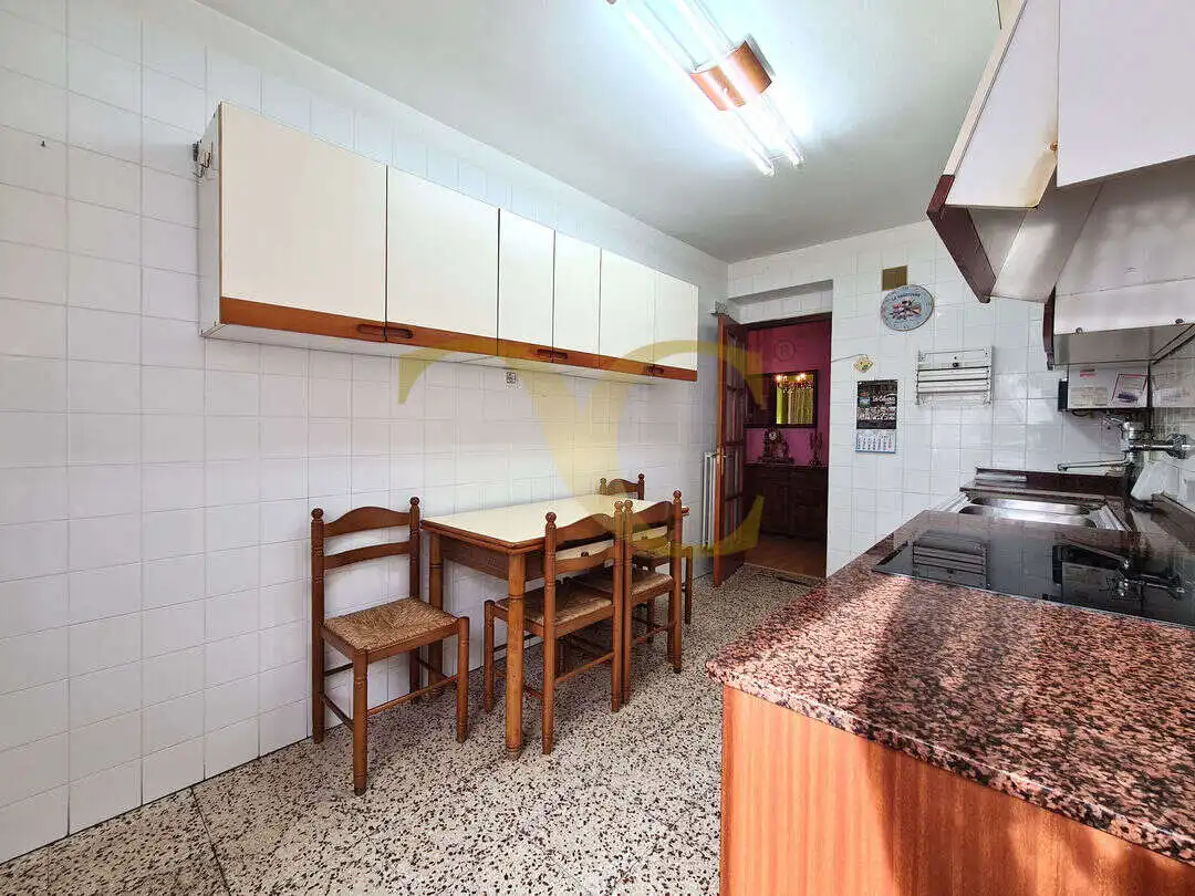 Flat for sale in Calle Orellana, La Calzada
