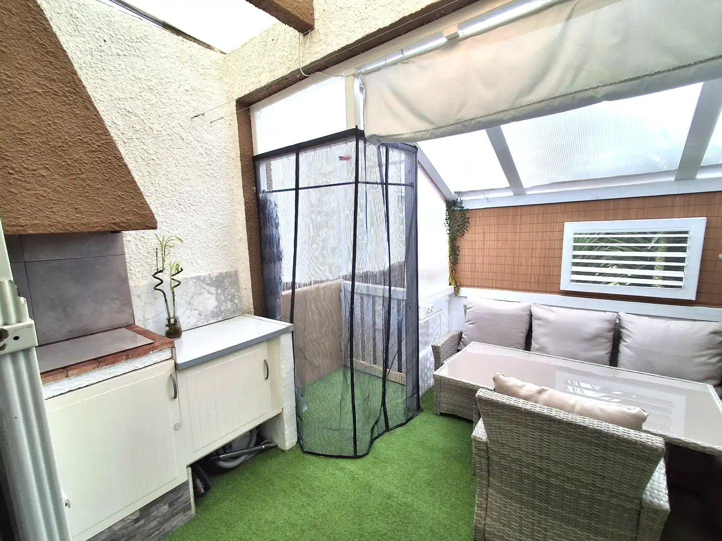 Terrasse von Einfamilien-Reihenhaus zum Verkauf in Mont-roig del Camp mit Klimaanlage, Heizung und Privatgarten