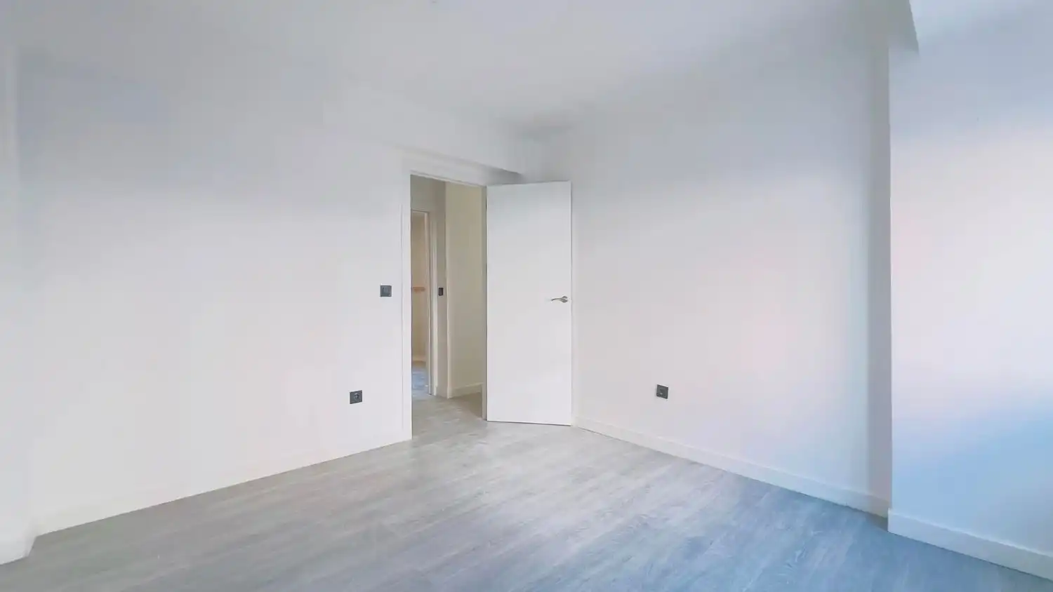 Bedroom of Flat for sale in Gijón   with Swimming Pool