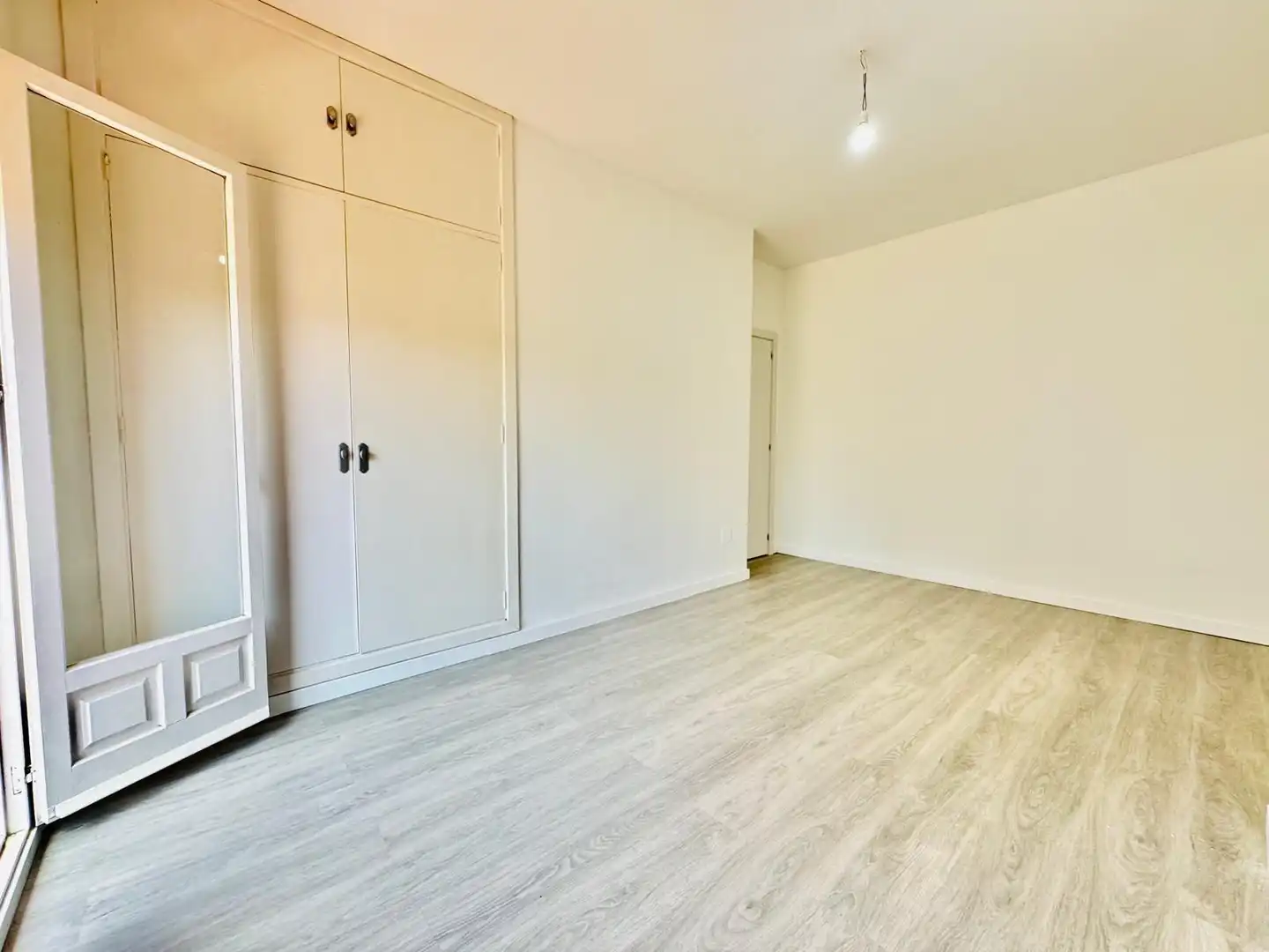 Bedroom of Houses for sale in Algeciras  with Private garden and Swimming Pool