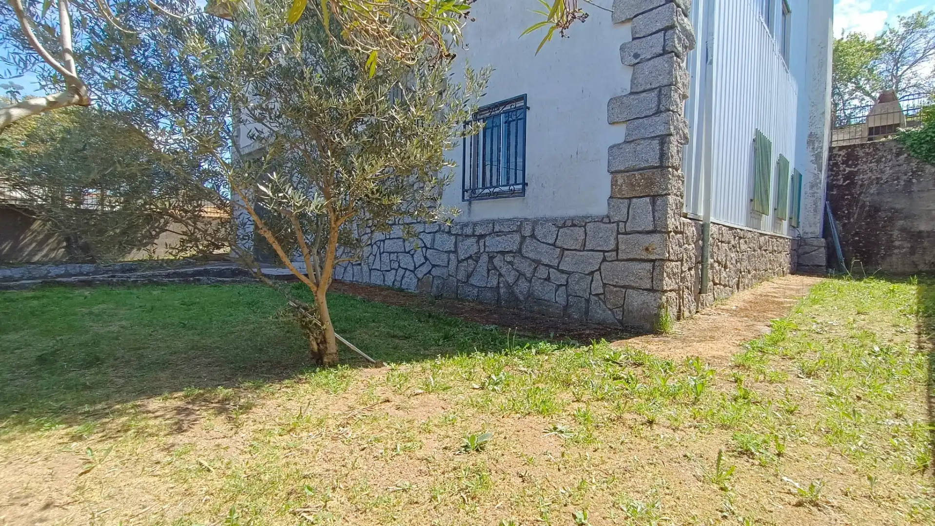 Vista exterior de Casa o chalet en venta en Colmenar de Montemayor con Calefacción y Amueblado