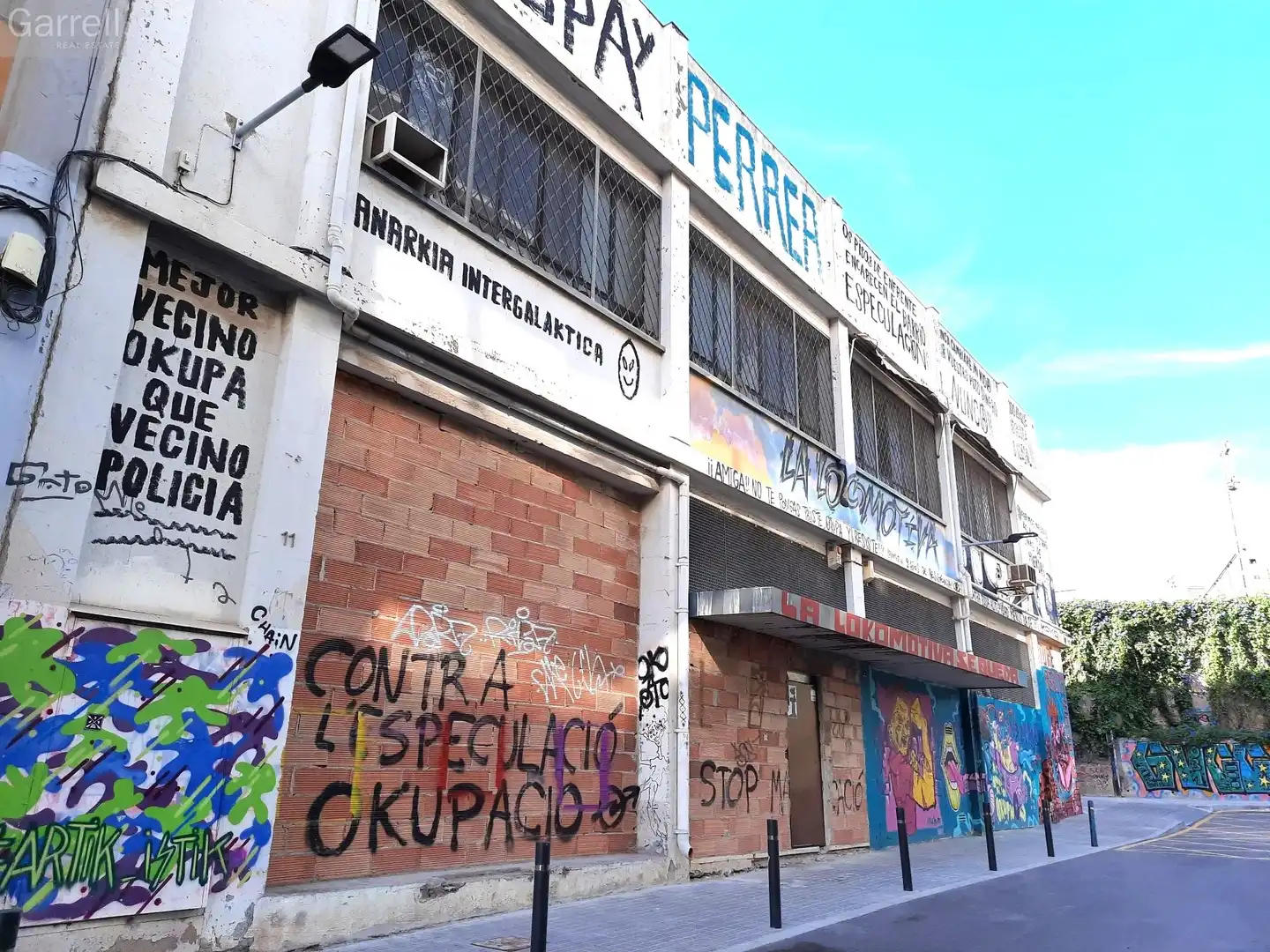 Industrial buildings for sale in CL DE LA GLORIA L'HOSPITALET DE LLOBREGAT (BARC, Santa Eulàlia