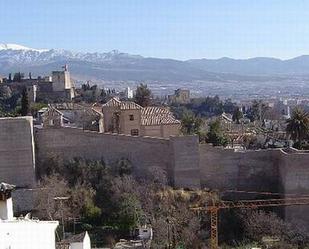 Exterior view of Attic to rent in  Granada Capital  with Air Conditioner