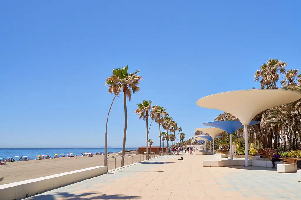 Exterior view of Apartments for sale in Estepona  with Air Conditioner and Terrace
