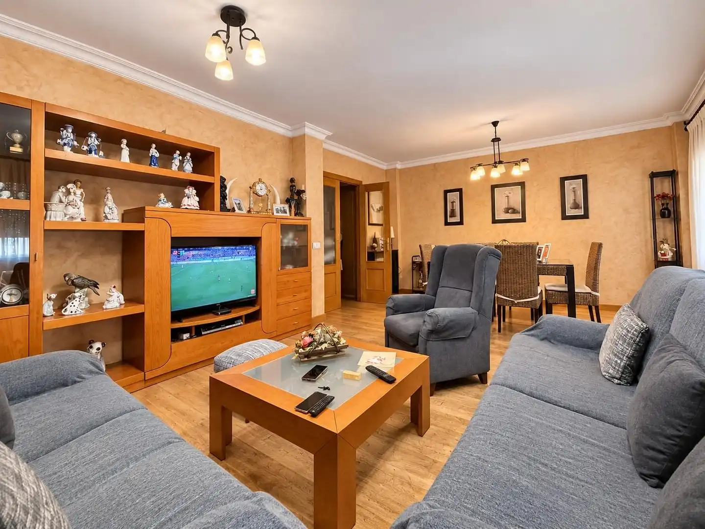 Living room of Detached homes for sale in Seseña  with Air Conditioner, Heating and Private garden