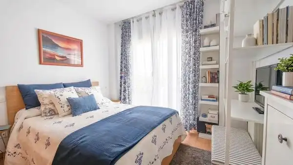 Dormitori de Apartament en venda en Baiona amb Calefacció, Parquet i Terrassa