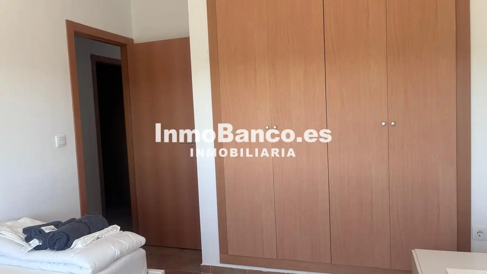 Houses for sale in Montserrat  with Private garden and Terrace