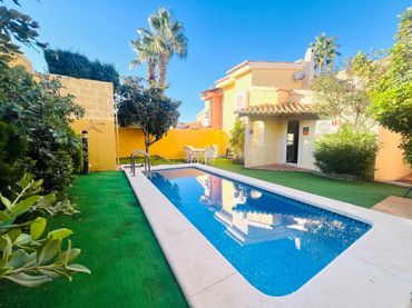 Villa avec piscine à vendre à Gran Alacant