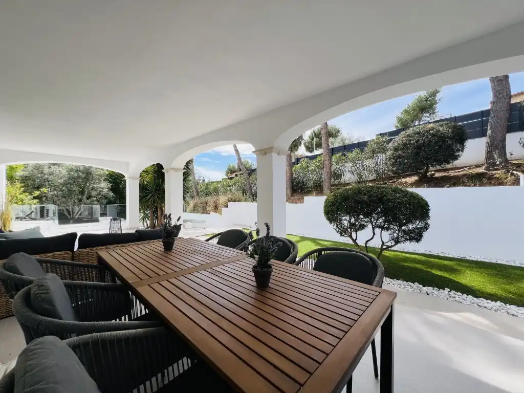 Terrace of Houses for sale in Calvià  with Air Conditioner, Heating and Private garden