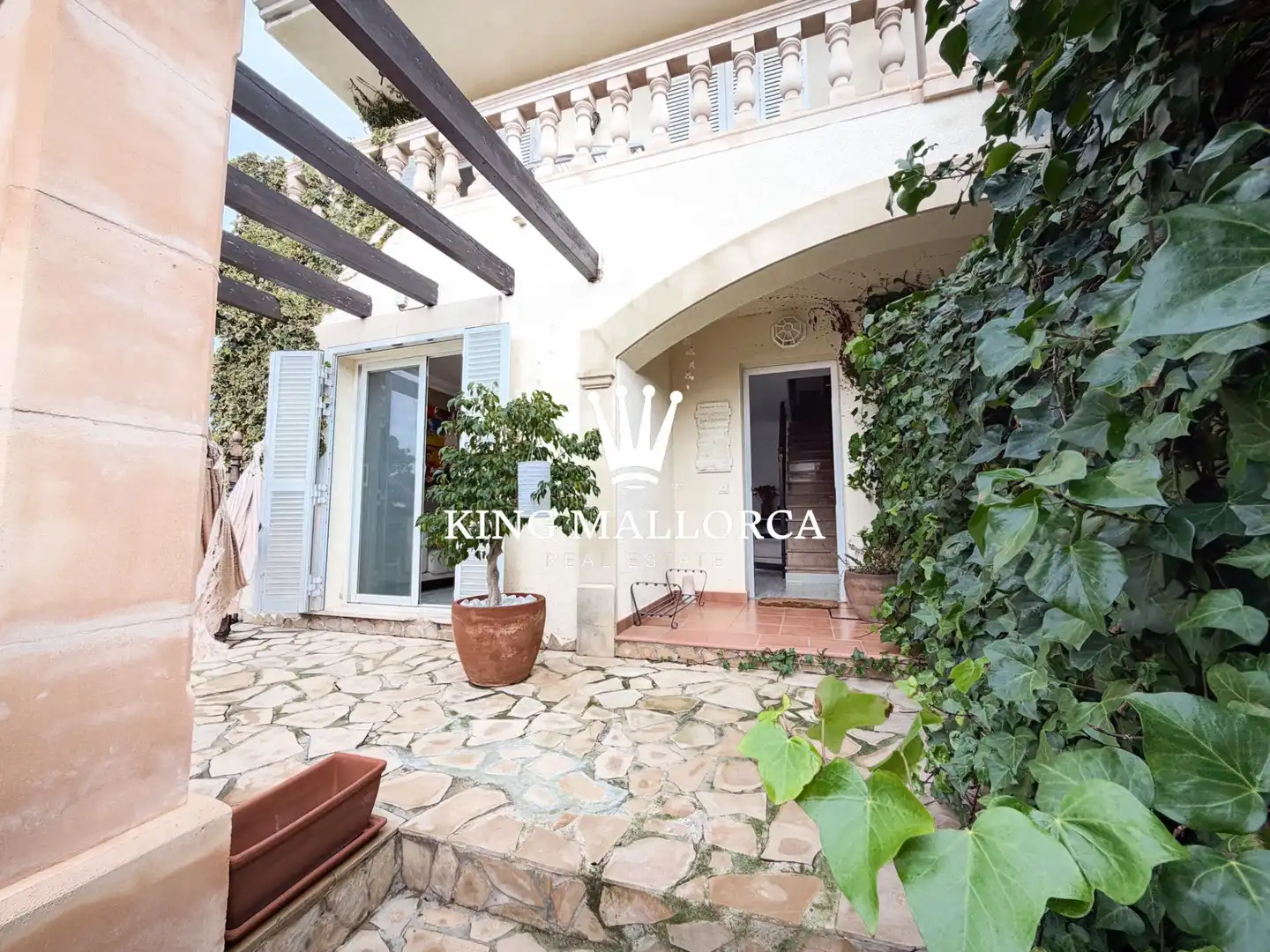 Vista exterior de Casa adosada en venda en Llucmajor amb Aire condicionat, Calefacció i Jardí privat