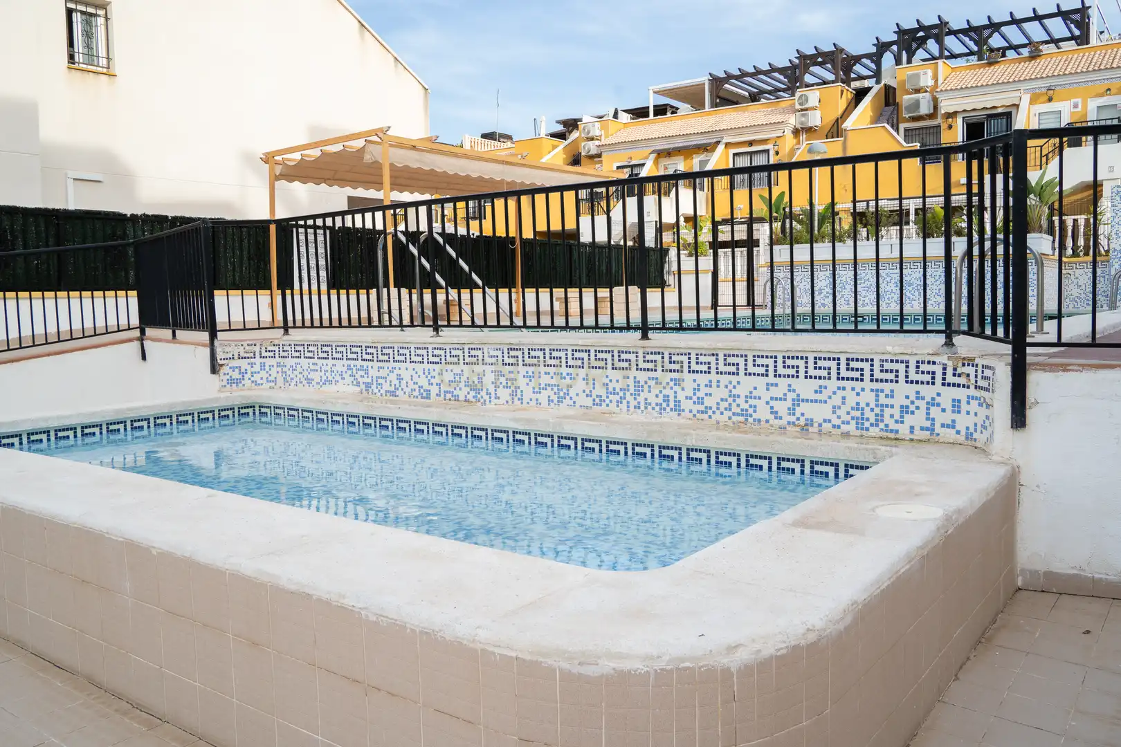 Piscina de Planta baja de alquiler en Elche / Elx con Aire acondicionado y Piscina comunitaria
